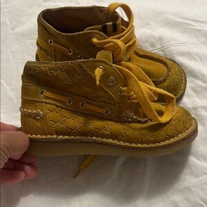 Gucci Yellow Kids Boots size 25